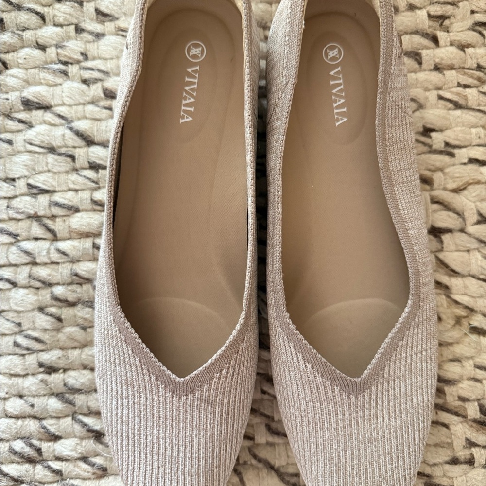 VIVAIA Women's Cream Flats